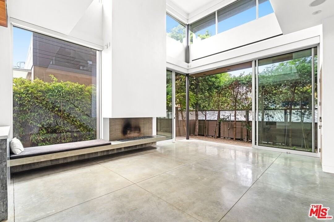 524 Rialto Avenue - Photo 6 of 43