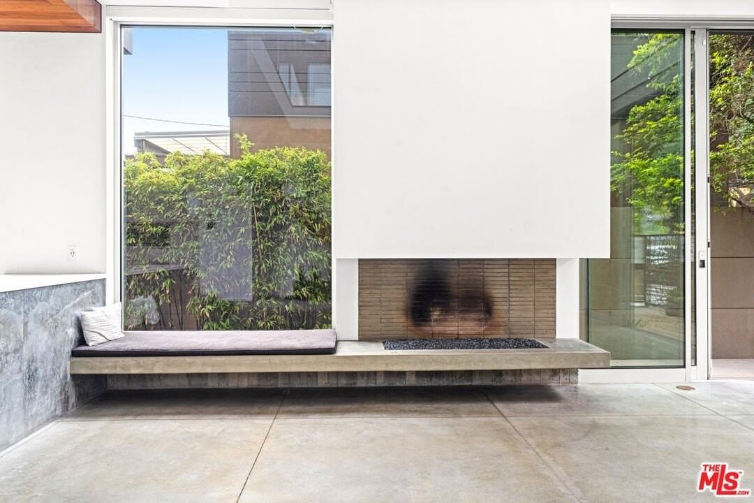 524 Rialto Avenue - Photo 7 of 43