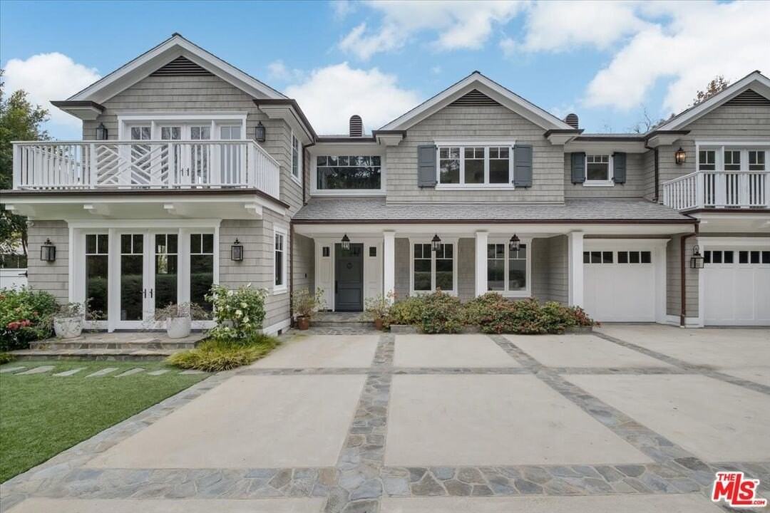 117 Burlingame Avenue - Photo 4 of 50