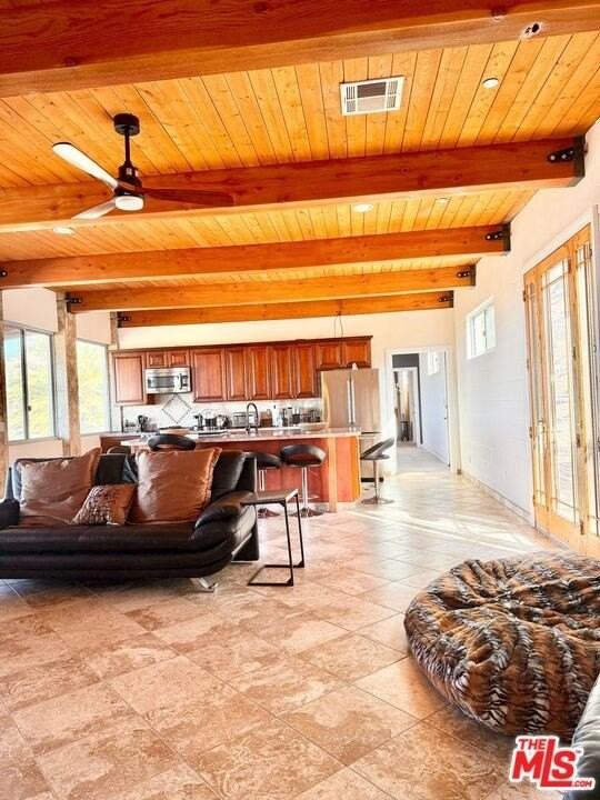 11077 Pacific View Road - Photo 7 of 33