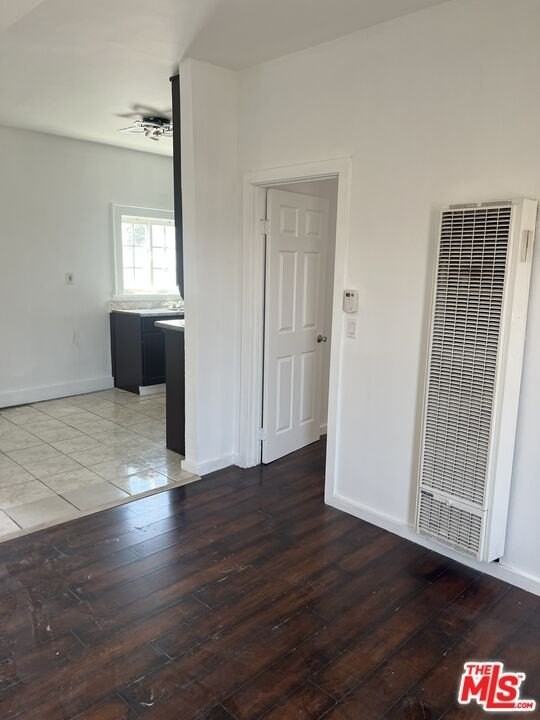 524 524 524 1/2 W Vernon Ave