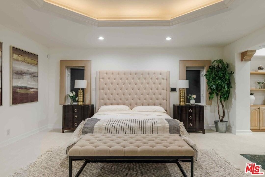 1100 Stradella Rd - Photo 7 of 26