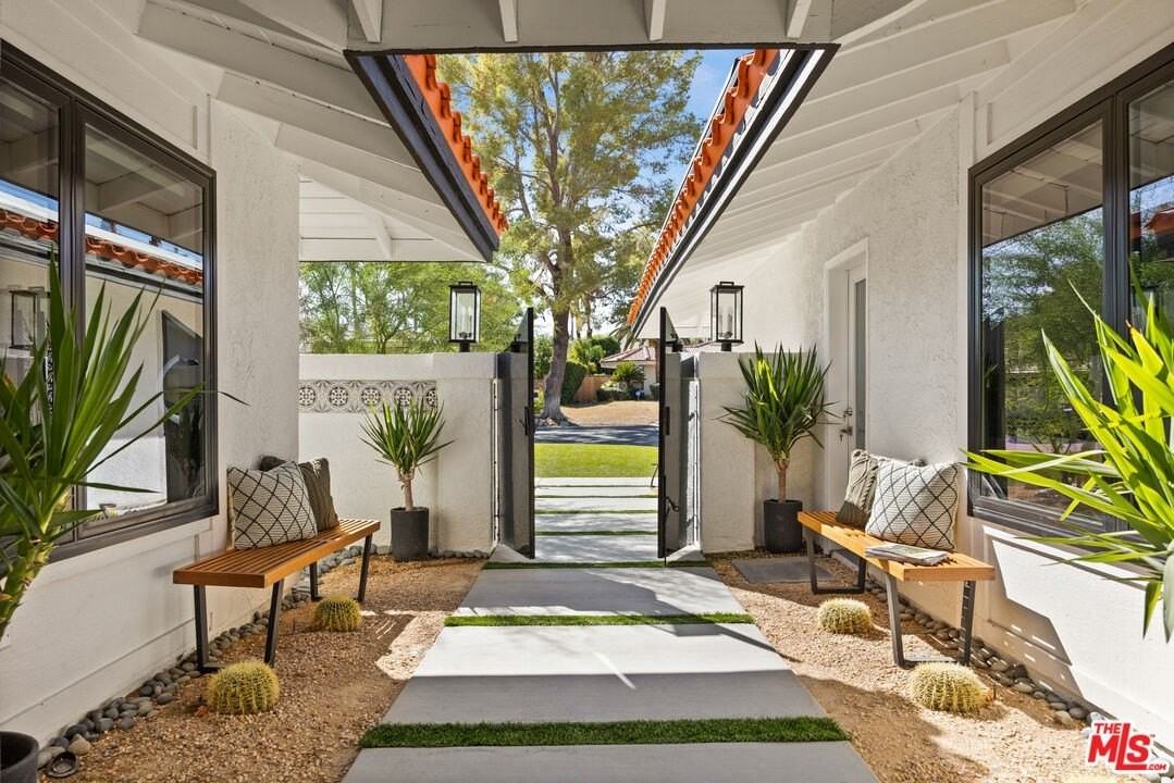 72870 Deer Grass Drive - Photo 3 of 26