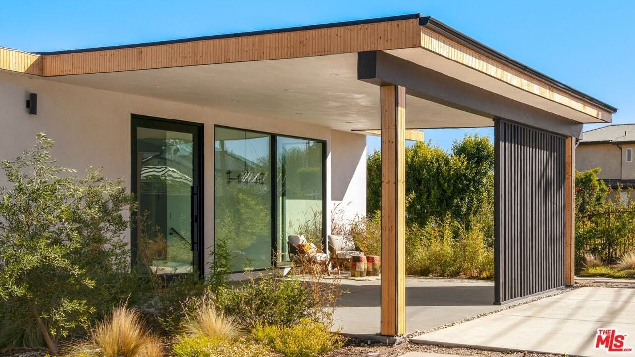 6656 Dume Drive #B - Photo 4 of 24