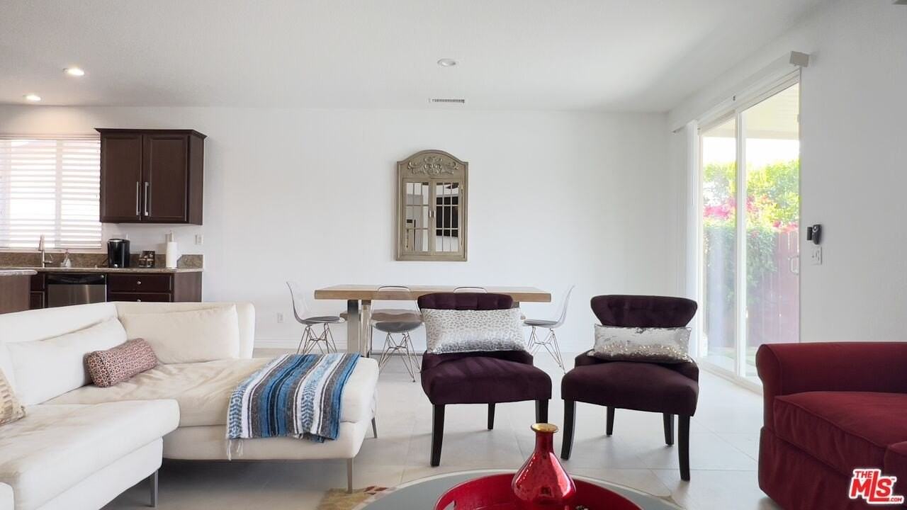 84330 Tramonto Way - Photo 4 of 18