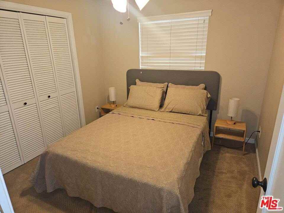 541 Calle Amigo - Photo 4 of 12