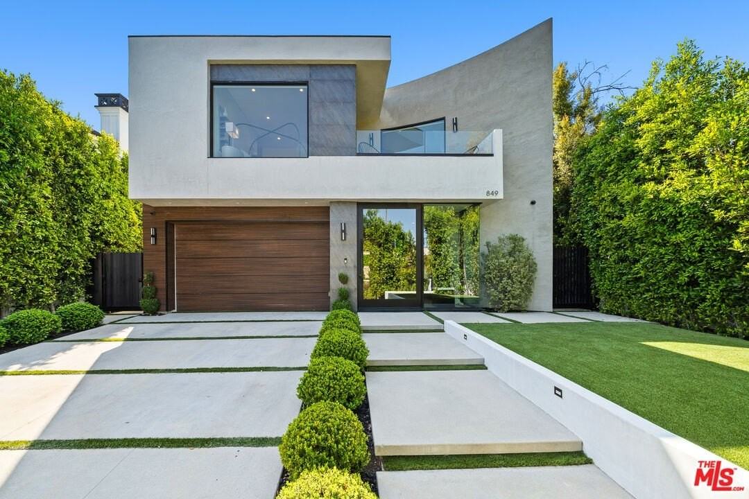 849 North Spaulding Avenue - Photo 2 of 46