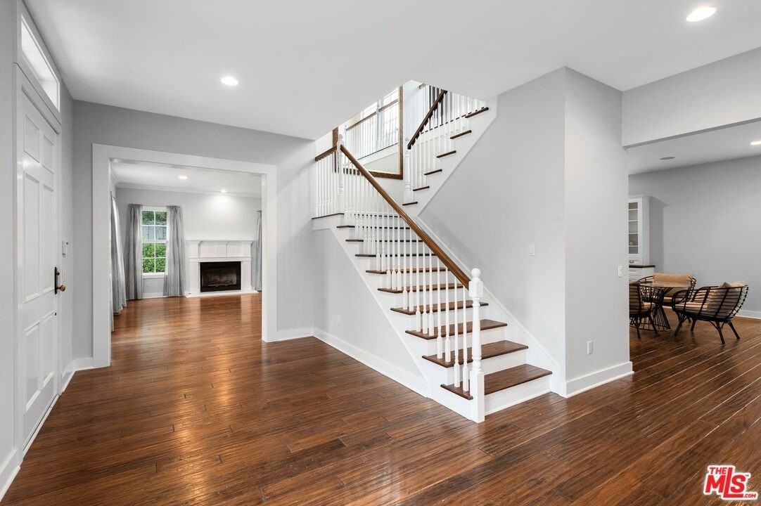 28910 Hampton Place - Photo 7 of 33