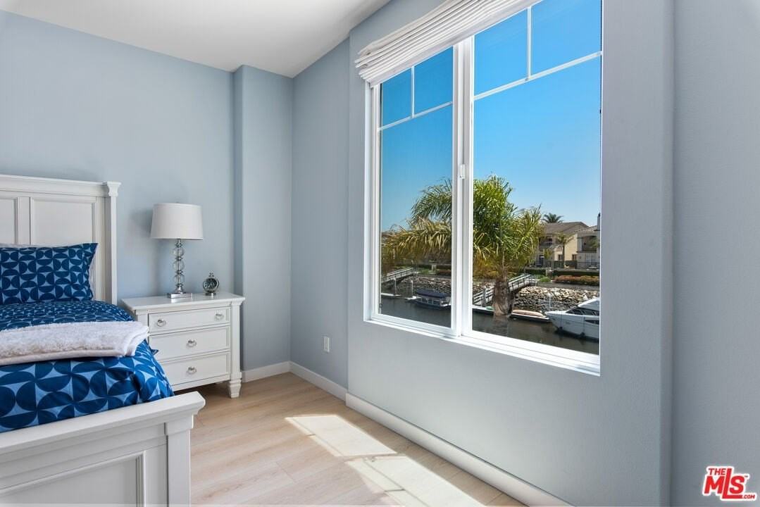 4320 Tradewinds Drive - Photo 7 of 50