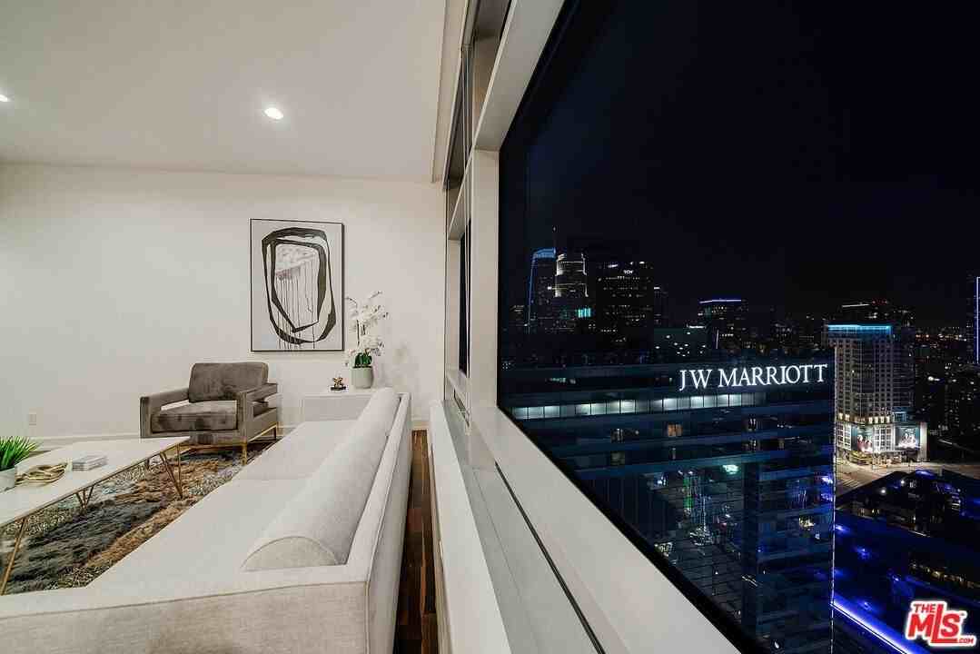 900 W Olympic Blvd Unit 27a #27A - Photo 3 of 29