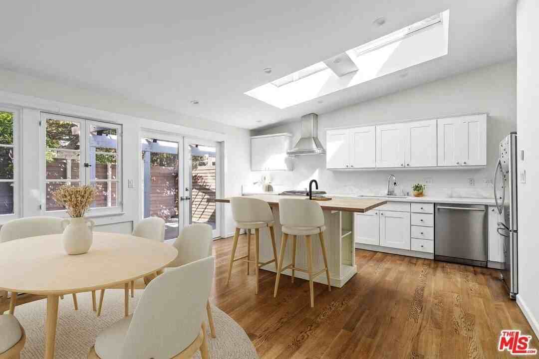 1640 Electric Avenue - Photo 2 of 21