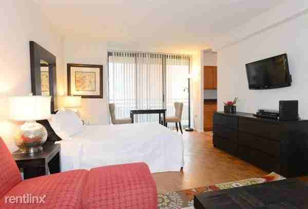 Wisconsin Ave & Fairmont Ave - Photo 2 of 38