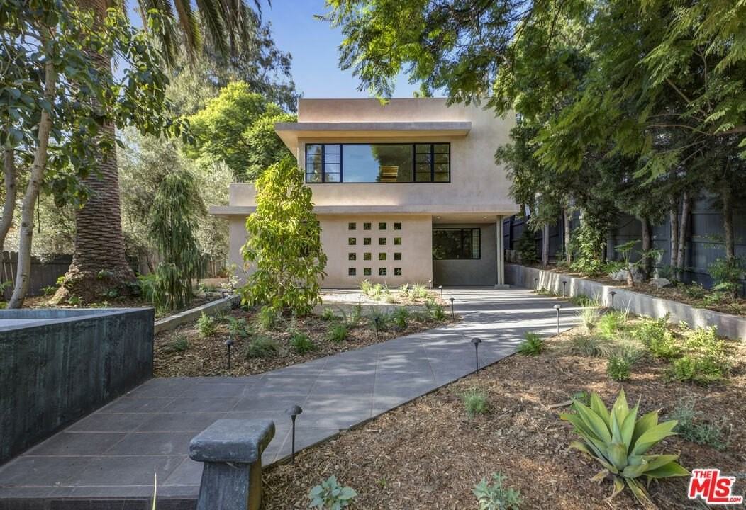 1939 Lake Shore Avenue - Photo 2 of 50