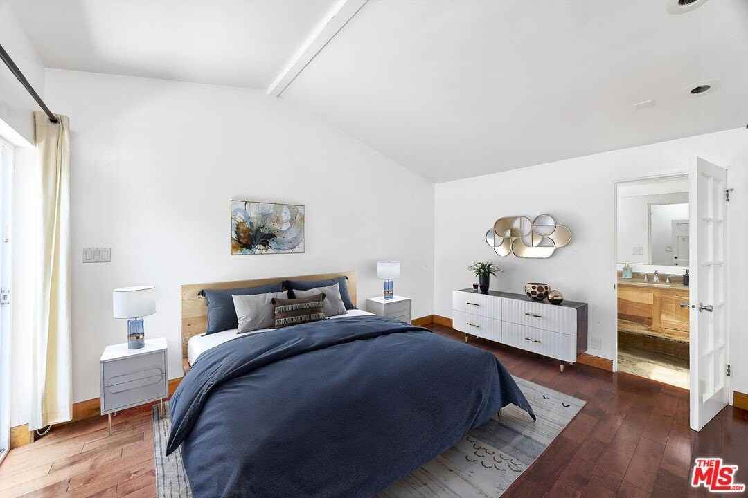 1141 Cabrillo Ave - Photo 5 of 23