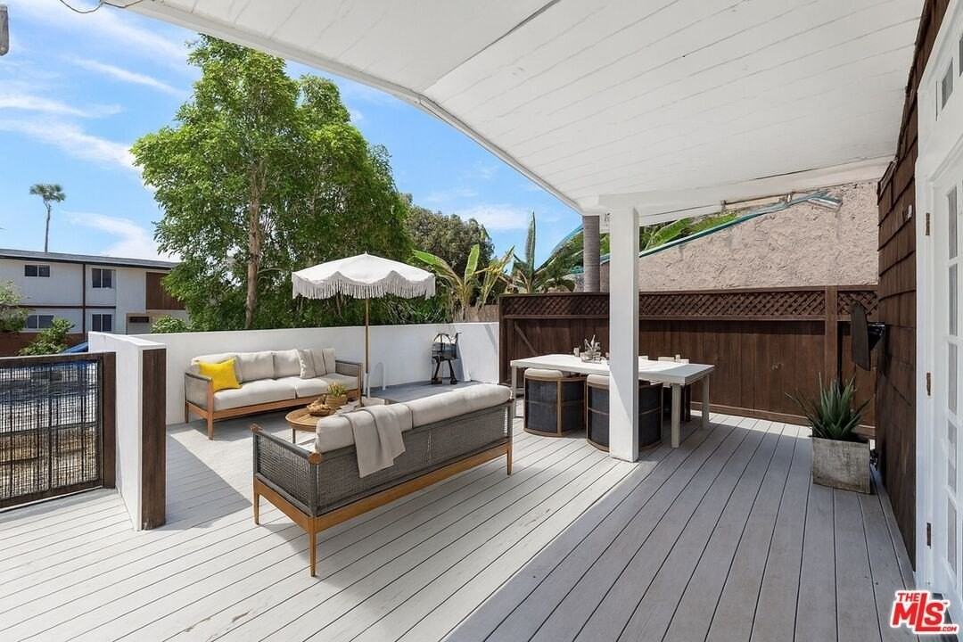 1141 Cabrillo Ave - Photo 6 of 23