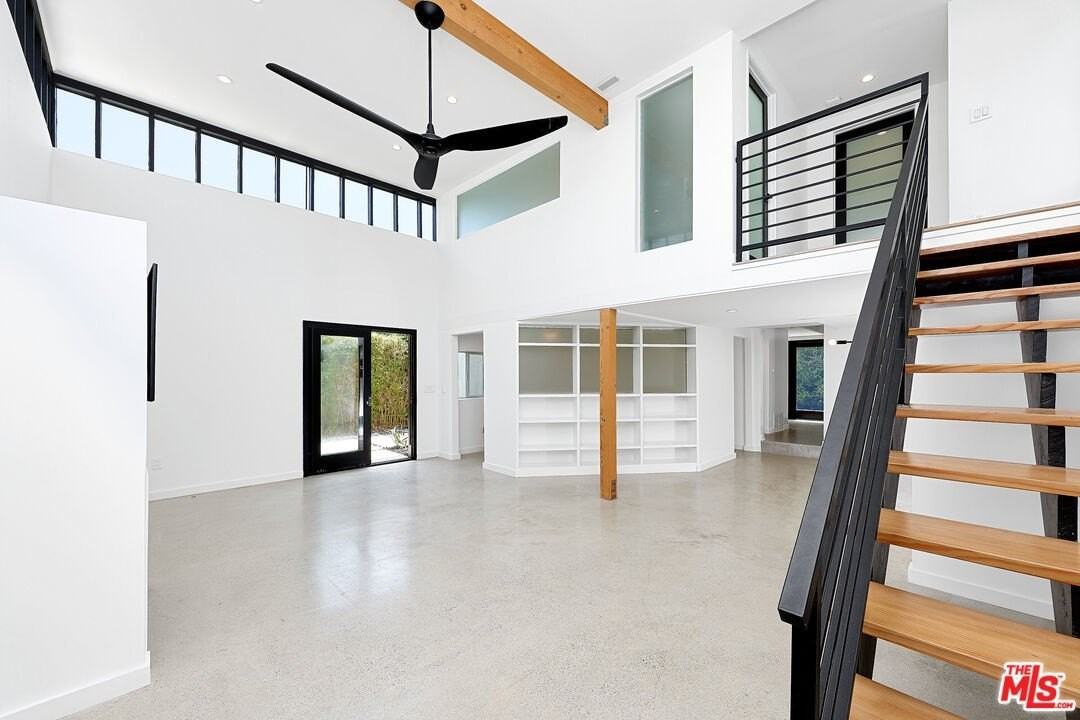 519 San Juan Avenue - Photo 6 of 36