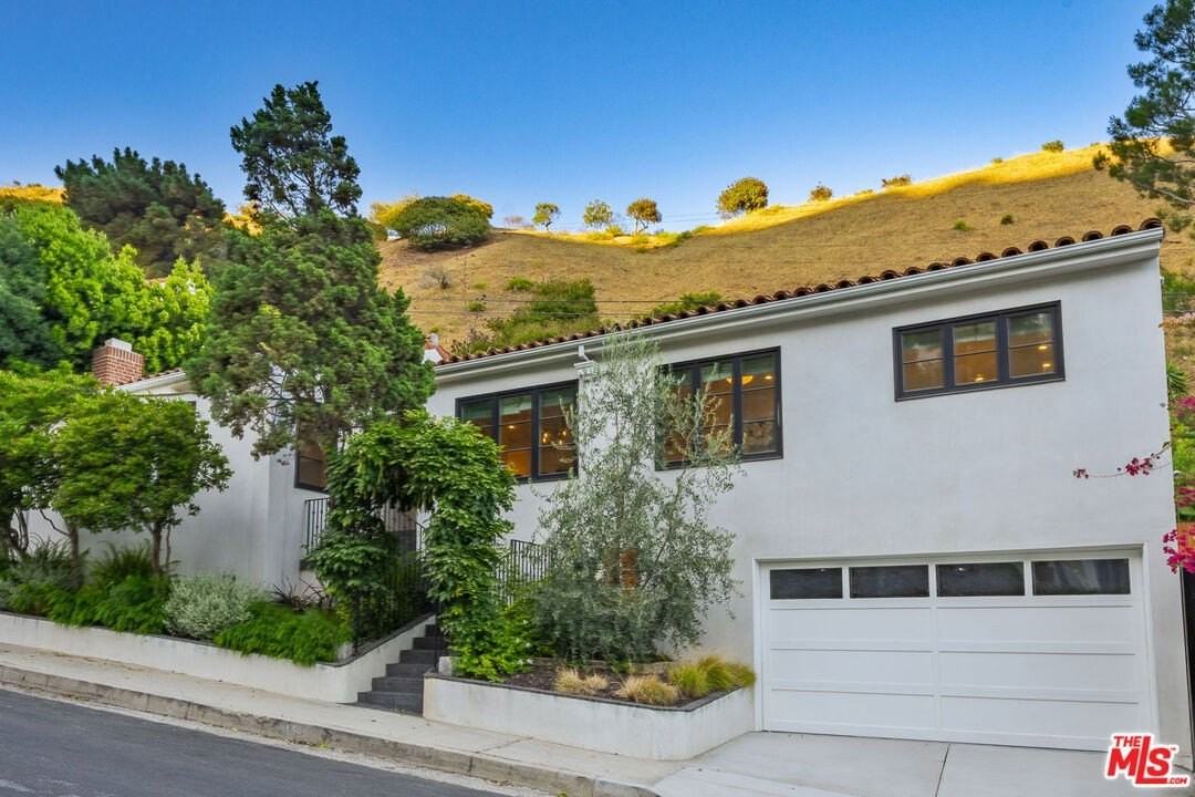 1948 North Curson Avenue - Photo 2 of 50