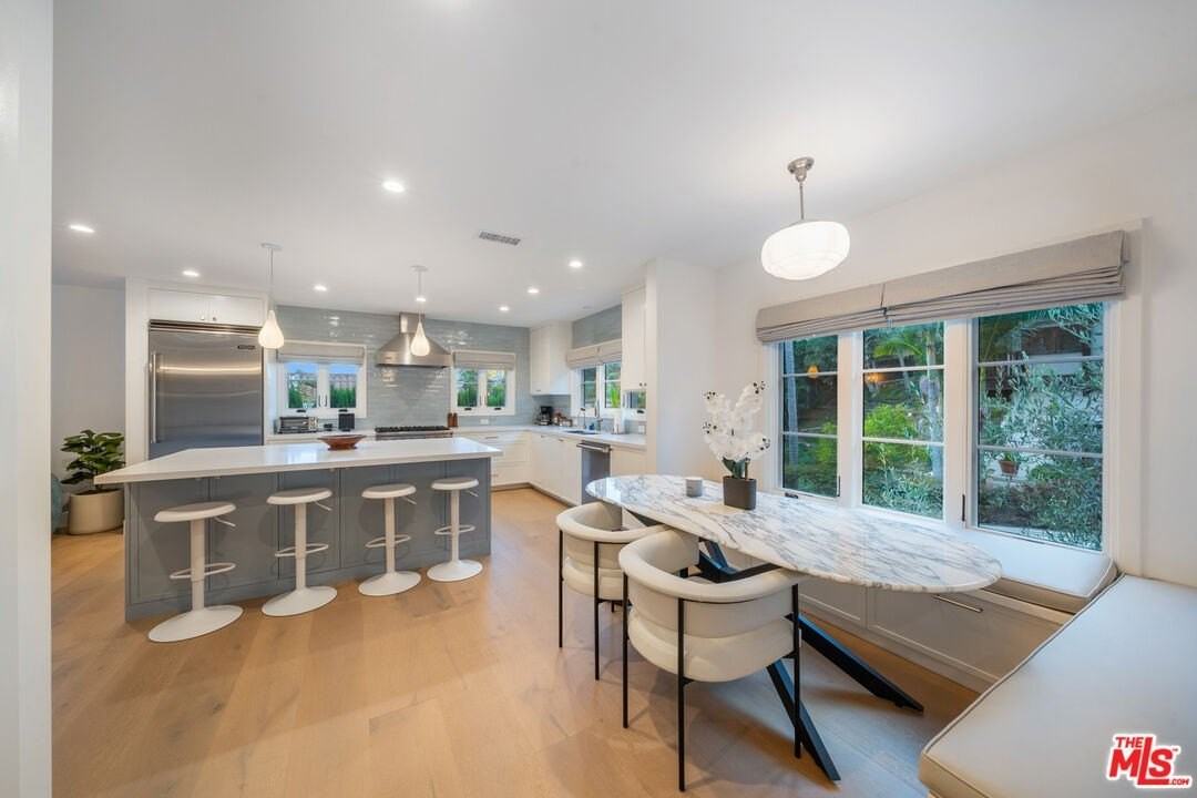 1948 North Curson Avenue - Photo 5 of 50