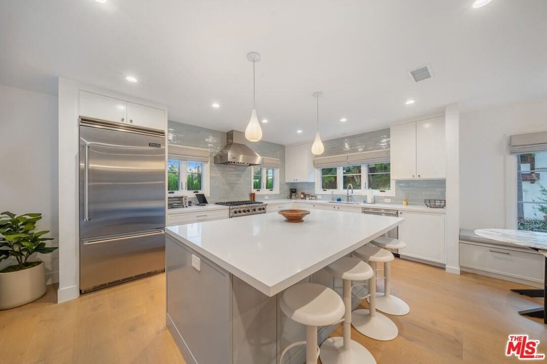 1948 North Curson Avenue - Photo 6 of 50