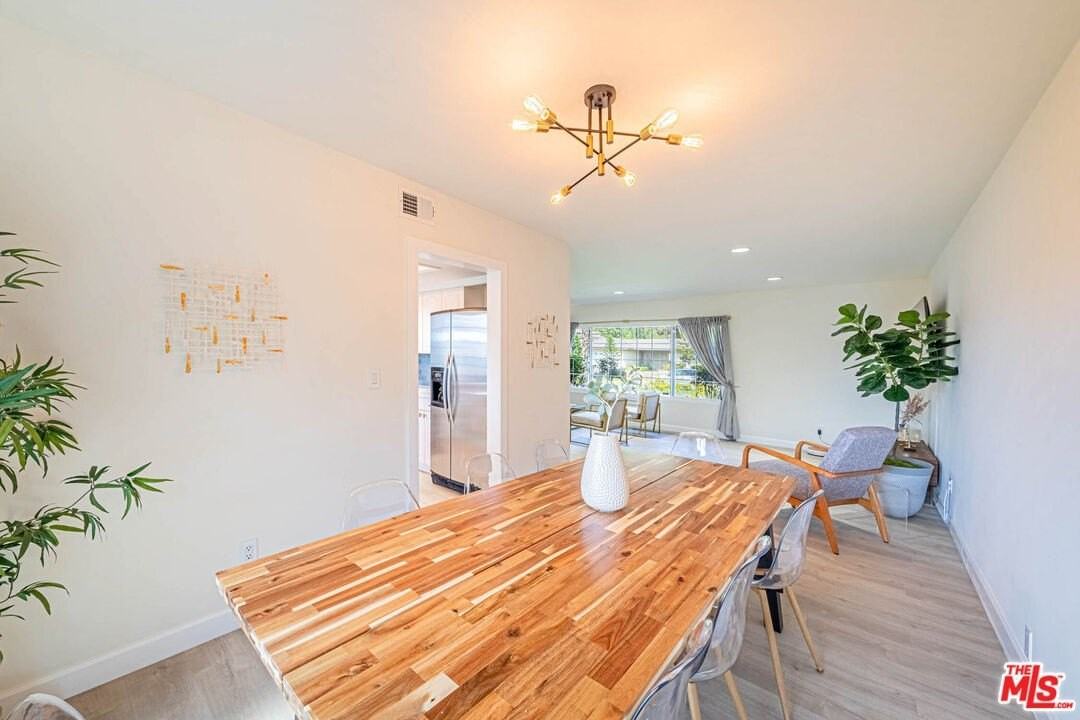 2620 Sea Pine Ln - Photo 7 of 26