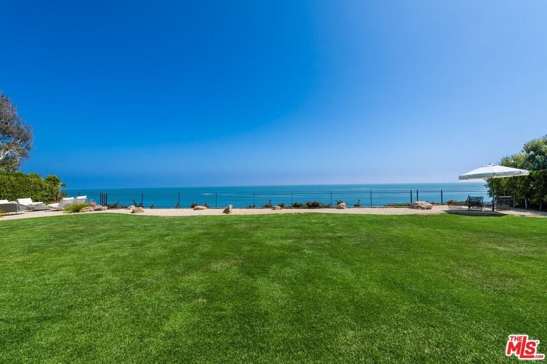 28926 Cliffside Drive - Photo 5 of 50