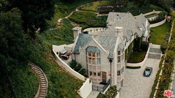 featured image of 10950 Bellagio Road