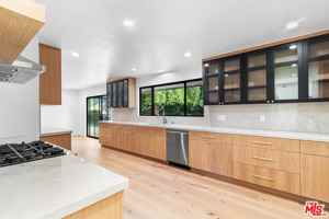 featured image of 5160 Los Feliz Boulevard