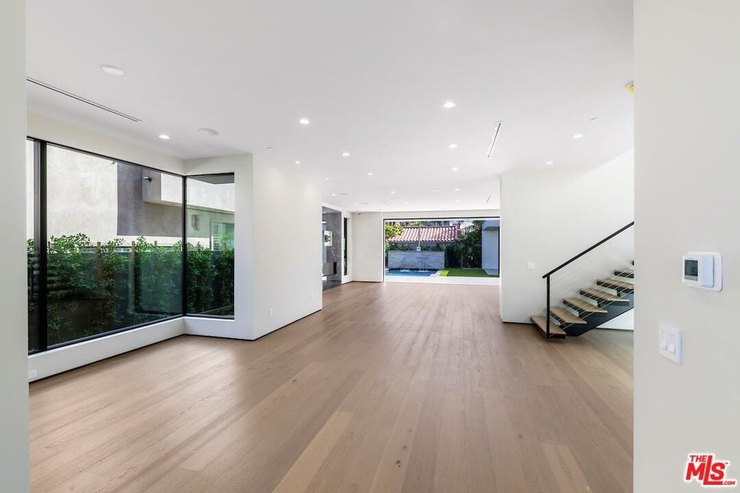 6430 Drexel Avenue - Photo 4 of 45