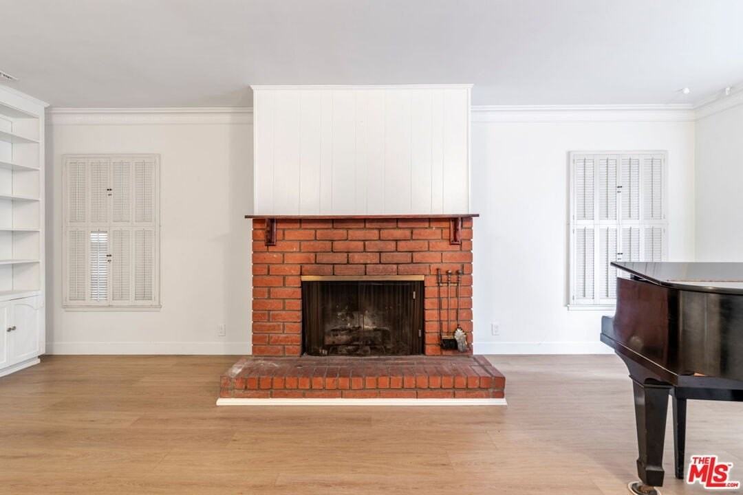 2302 Bagley Avenue - Photo 5 of 20