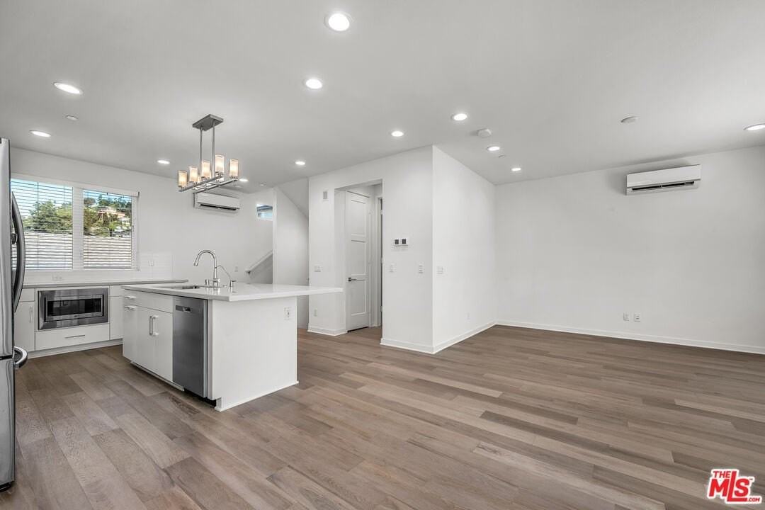 5605 East Alloway Court - Photo 7 of 33