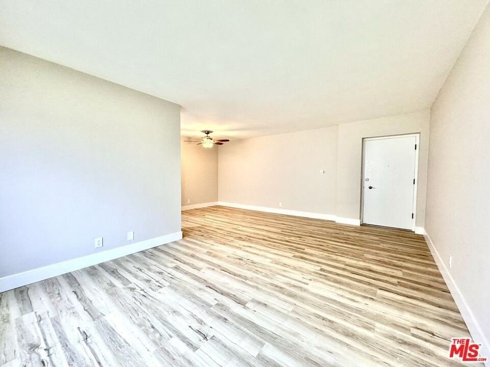 1037 South Shenandoah Street #7 - Photo 3 of 8