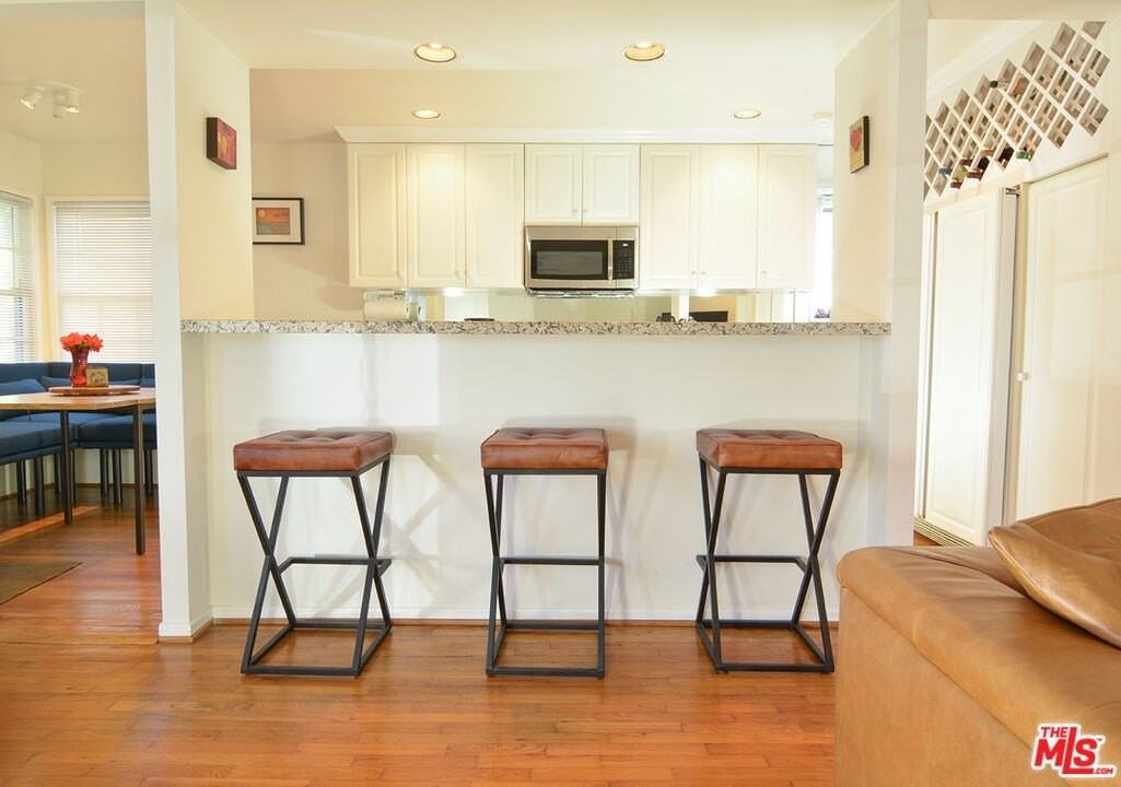 2515 Ocean Avenue - Photo 6 of 22