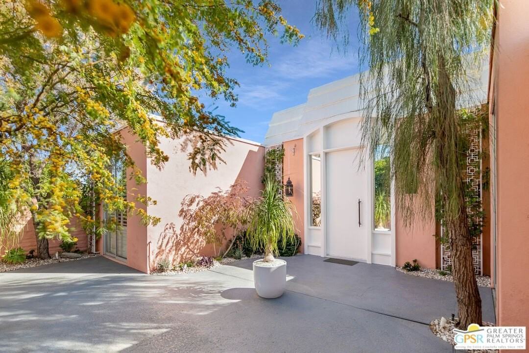 47075 Marrakesh Drive - Photo 5 of 50