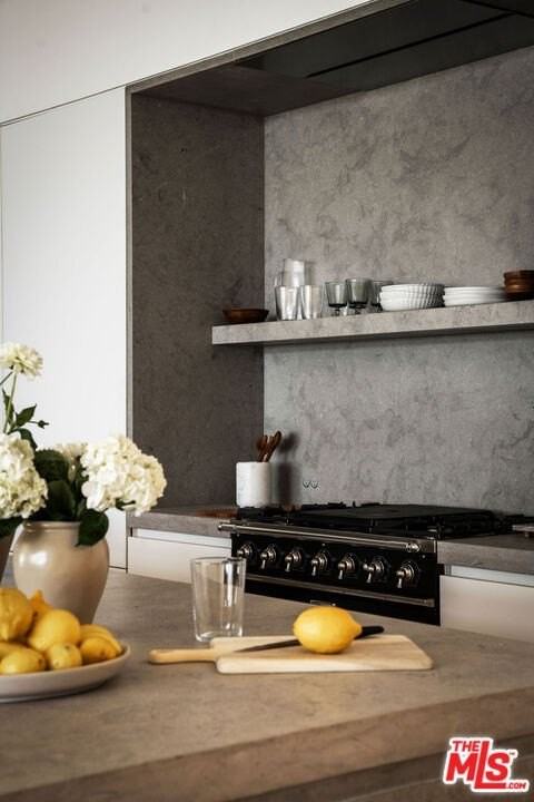 27356 Escondido Beach Rd - Photo 7 of 36