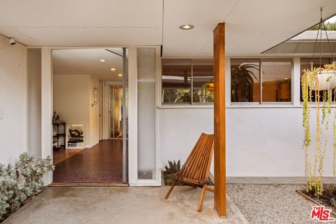 2246 Chelan Place - Photo 2 of 21