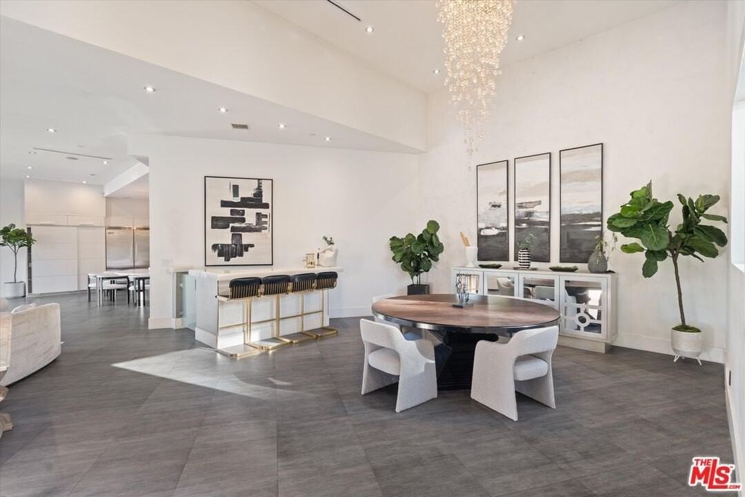 2666 Hutton Drive - Photo 4 of 18