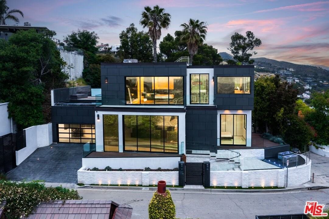 1545 Marlay Drive - Photo 2 of 50