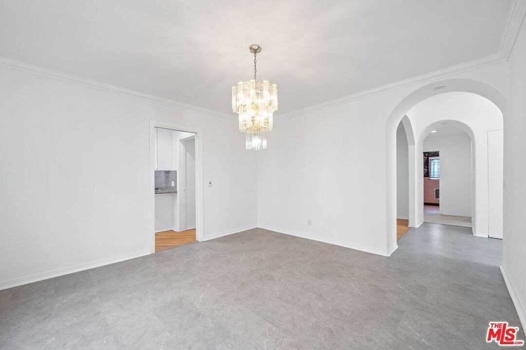 10384 Northvale Rd - Photo 7 of 41