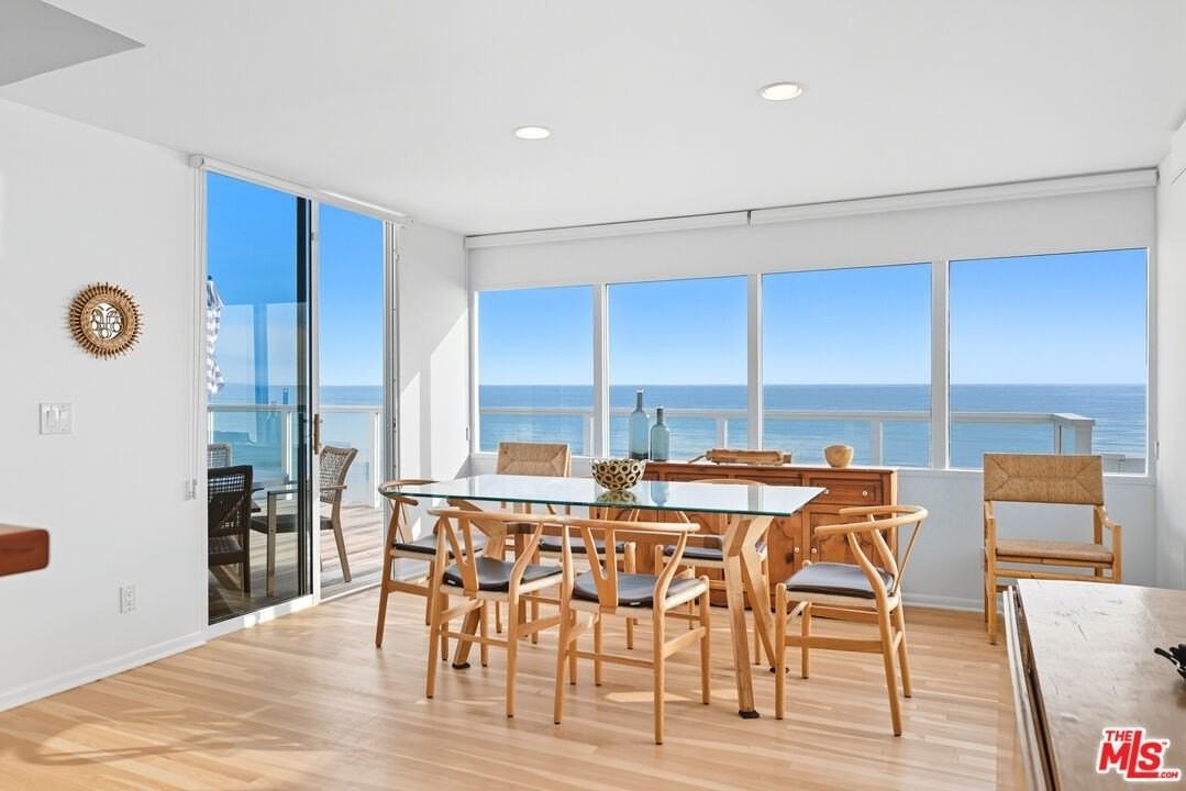 21938 Pacific Coast Hwy - Photo 7 of 27