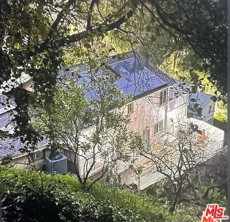 1552 Crater Ln - Photo 4 of 18