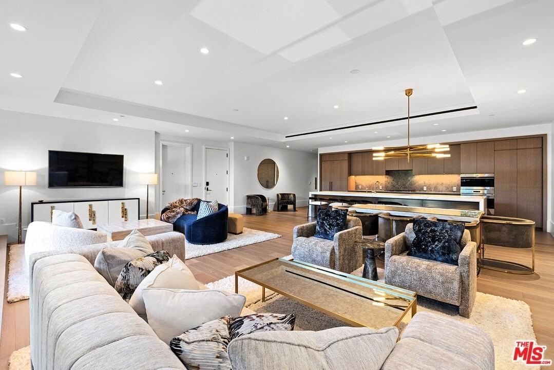 8420 W Sunset Blvd Unit 405 #405 - Photo 7 of 12