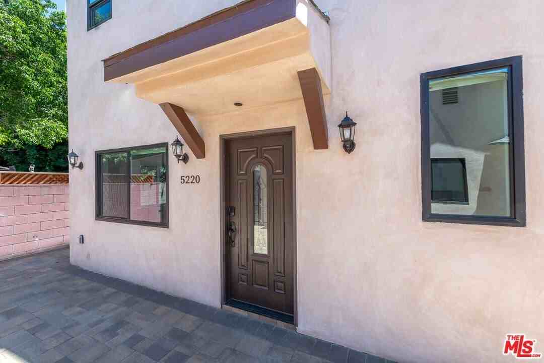 5220 Goodland Ave - Photo 3 of 14