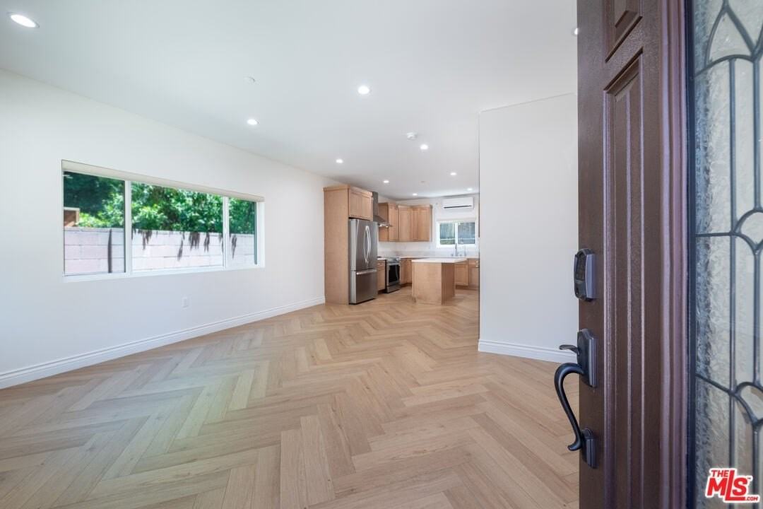 5220 Goodland Ave - Photo 4 of 14