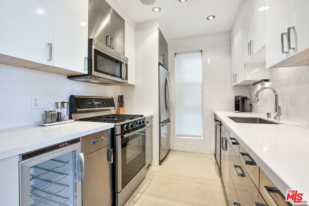 874 Hammond Street #6 - Photo 3 of 26