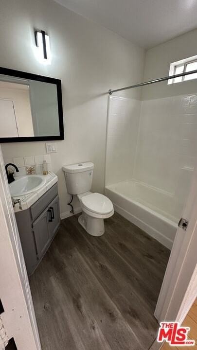 5329 Fountain Ave - Photo 7 of 13