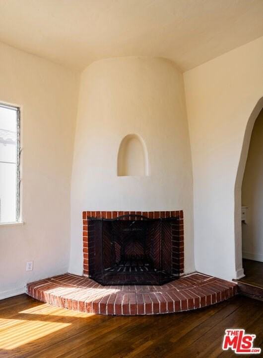 8221 West 4th Street - Photo 7 of 21