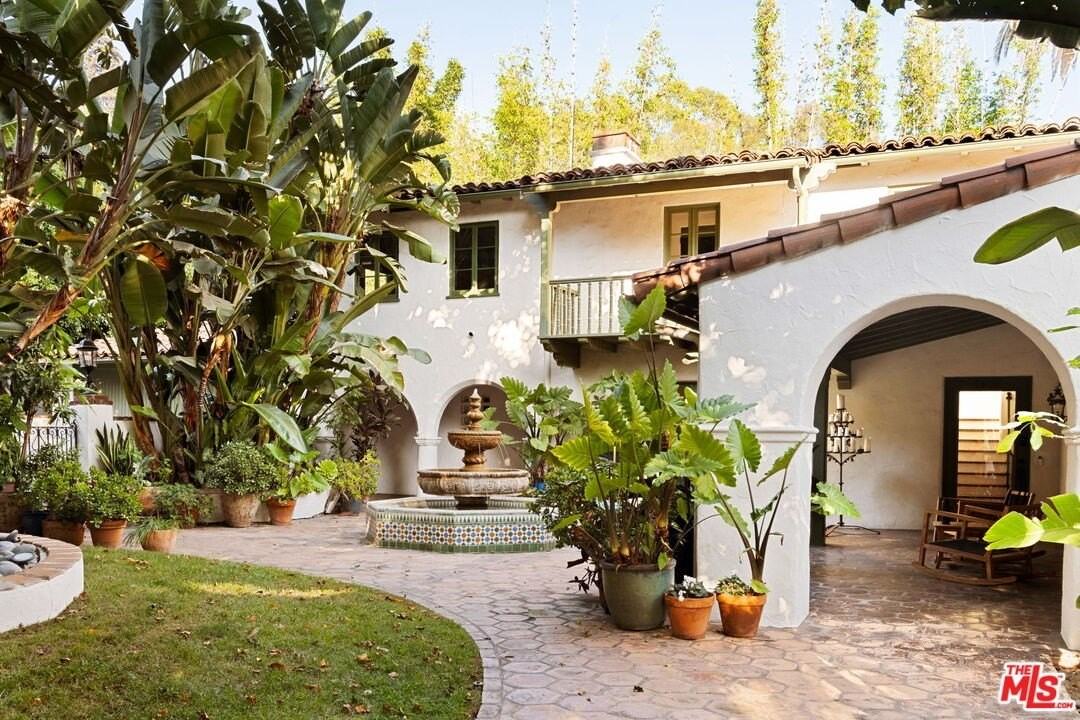 1800 Outpost Drive - Photo 5 of 40