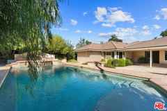 4315 Clybourn Ave - Photo 1 of 1