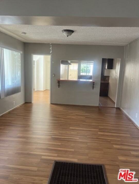 4281 S Hobart Blvd - Photo 5 of 13