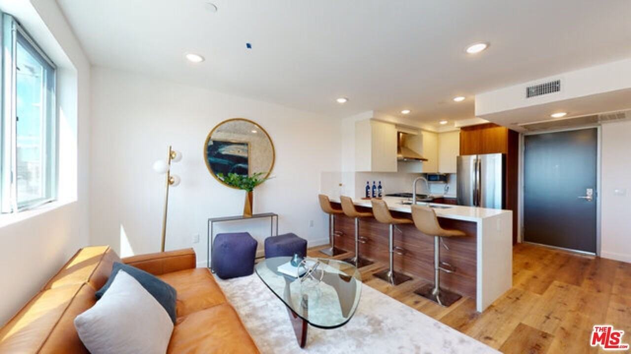 1143 Glenville Dr Unit 502 #502